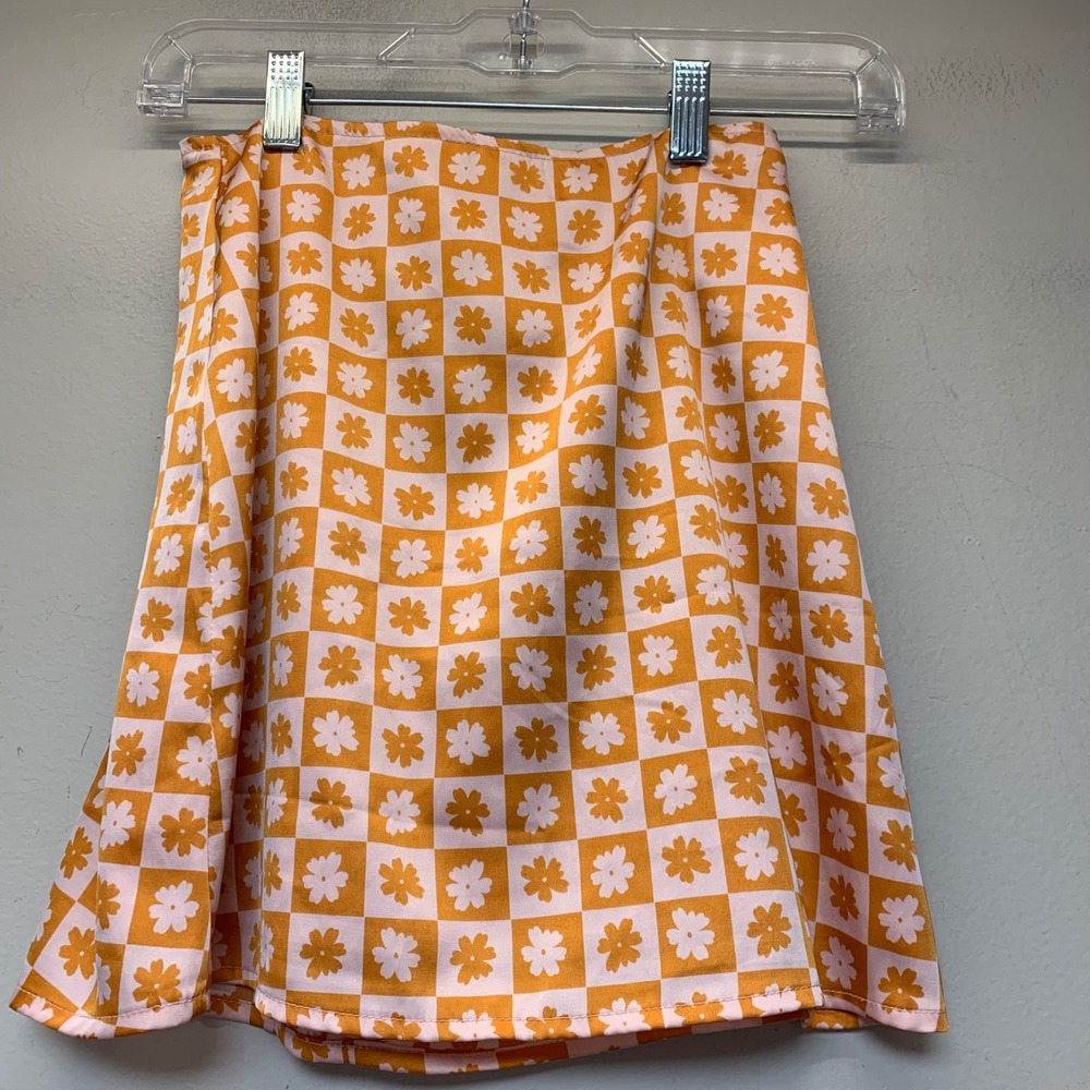 Altar'd State Mini Skirt Womens XS Orange Pink Checkered Floral Excellent MS5106
